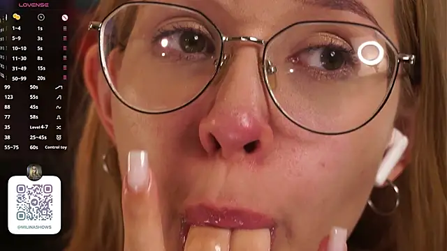 BeckiHoffer Live XXX-Chat