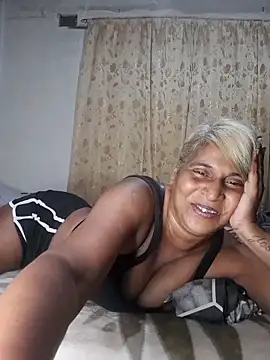 Czat XXX na żywo – Goodgirlsue_77