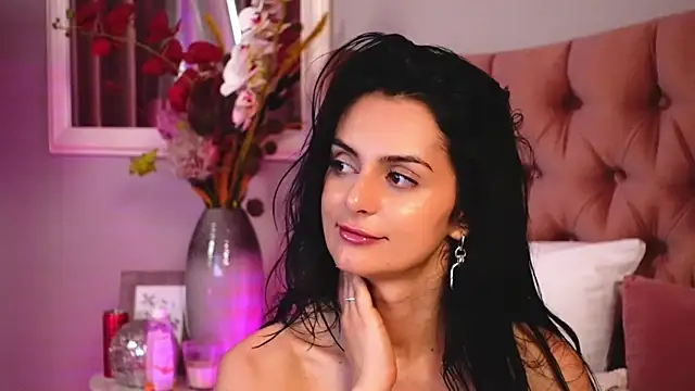 LadyAnyaa Adlı Modelin Canlı XXX Sohbeti