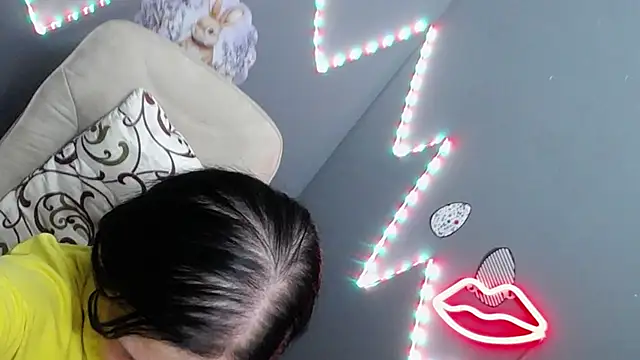 XXX chat uživo modela LauraFinn