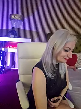 LadyTouch Chat XXX in diretta