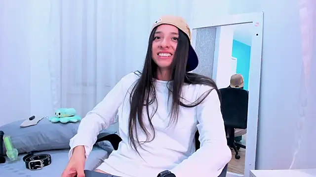 ViictoriiaSaenz Chat XXX in diretta