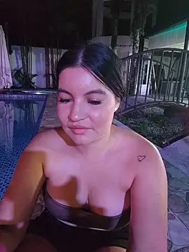 Pretty_Julieta live XXX chat