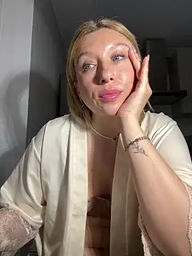 Kittie_Valentine Live XXX-Chat