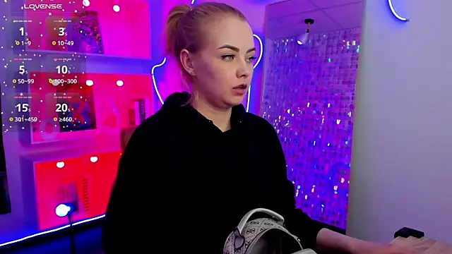 StephanieSweety Chat XXX in diretta