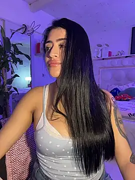 แชท XXX สดของ lucianaroy