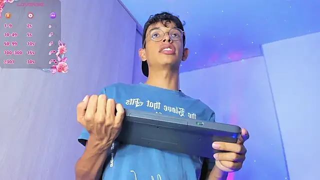 Онлайн чат XXX Maxfrost1