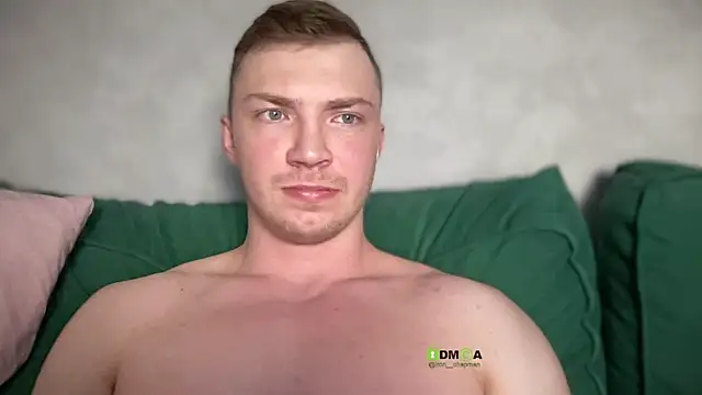 Živý XXX chat iron__chap