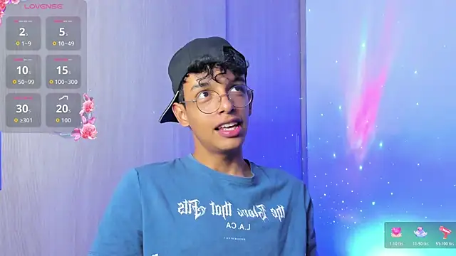 Maxfrost1's Live XXX Chat