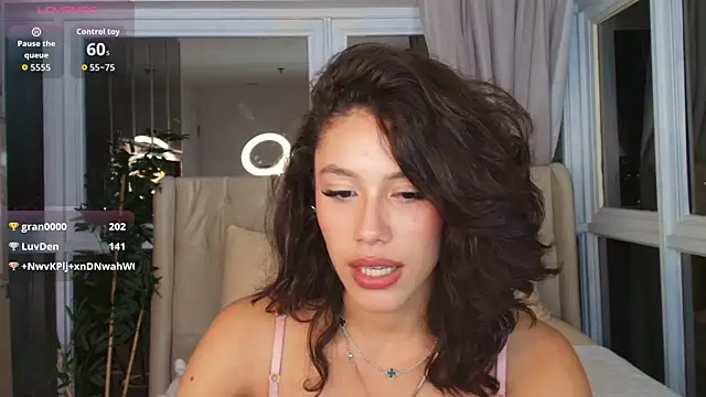 Živý XXX chat Carol_Daniel