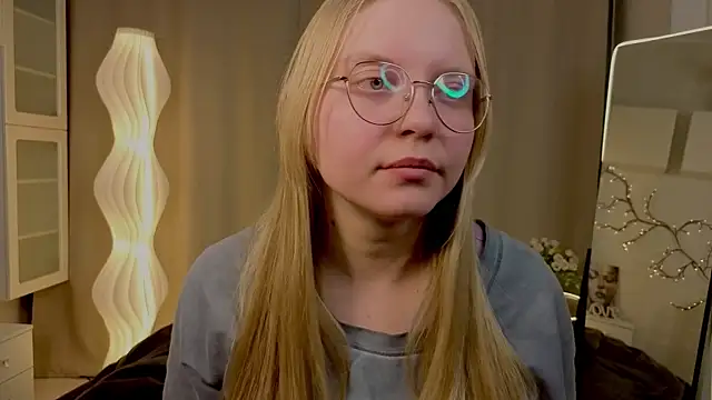 AlicaCohill's Live XXX Chat