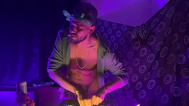 Chat +18 de Guyst049 ao vivo