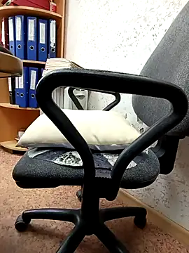 Office_Albertina 现场XXX聊天