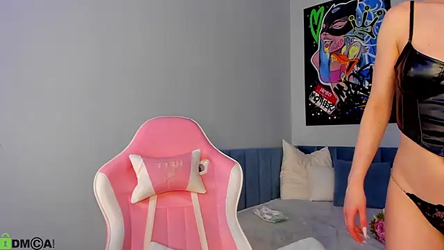 Chat XXX en directo de Nicole_Charm