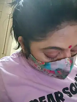 Živý XXX chat Ratna-777