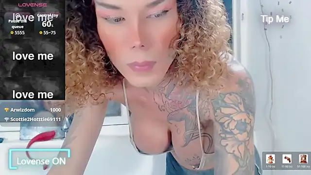 Pokazy przed kamerką – ana_tsxxx