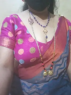 Živý XXX chat Lakhshmi-888