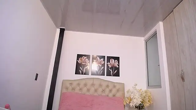 Chat XXX en directo de pinky_f00x