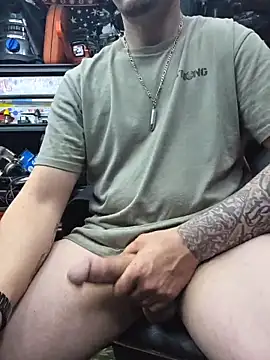 twistafatpipe Show in webcam