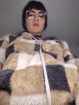 77Neferkitty77のライブXXXチャット