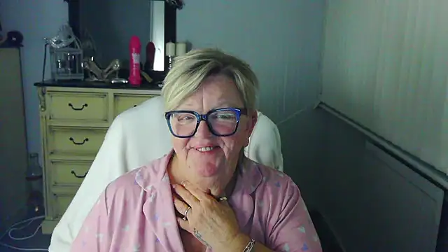 Živý XXX chat BridgetBlueEyes