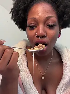 mochamimi Adlı Modelin Canlı XXX Sohbeti