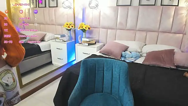 Honney_Taylor Chat XXX live