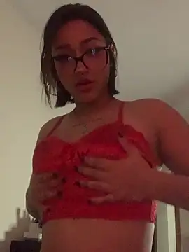 Chat XXX ao vivo de LilithMonette