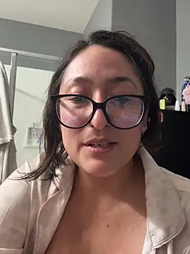 Goddessxxrosexx Adlı Modelin Canlı XXX Sohbeti