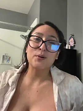 Goddessxxrosexx élő XXX-chatje