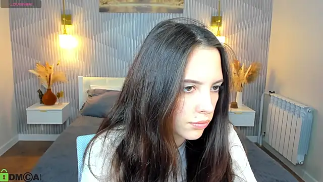 elise_robbie Chat XXX live