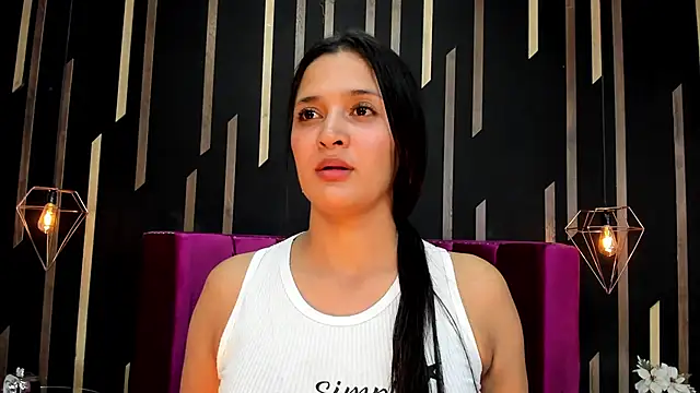 Chat +18 de Kendal_Lane ao vivo