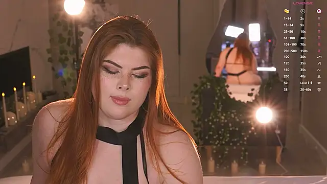 Ffoxyflame's Live XXX Chat