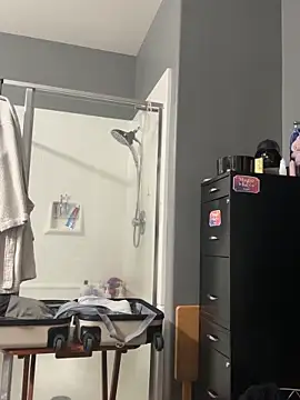 Goddessxxrosexx Adlı Modelin Canlı XXX Sohbeti