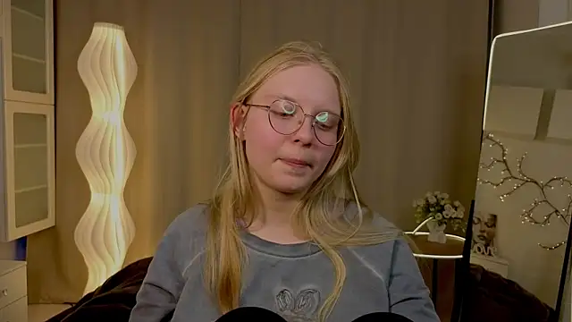 AlicaCohill's Live XXX Chat