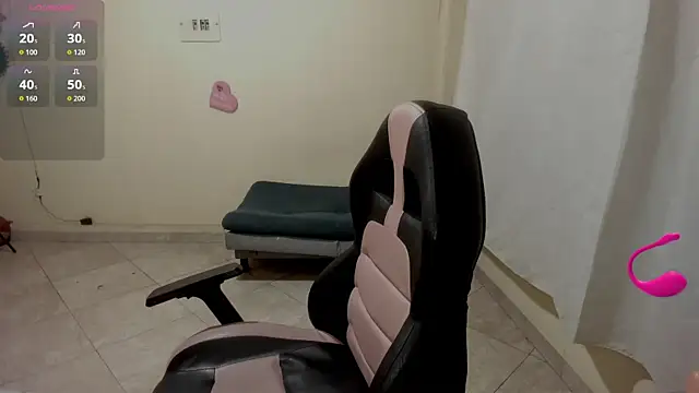 Sarita_Summer Chat XXX in diretta