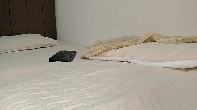 soyamandaa_'s Webcam Show