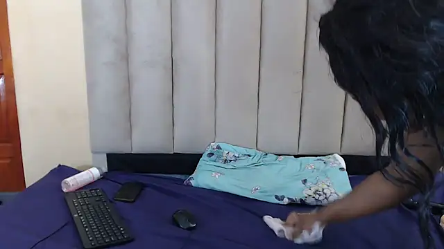 XxxExoticxx27's Live XXX Chat