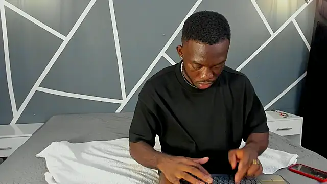 Oliver_Laurent_ élő XXX-chatje