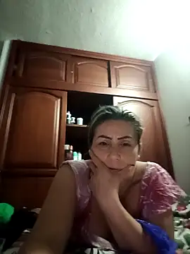 maynor_1998's Webcam Show