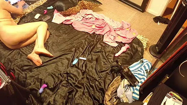 AQuickPhyxn Live XXX chat