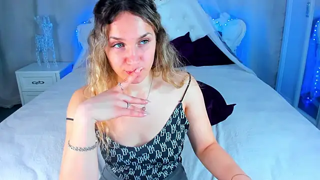 Chat XXX Live Milka_Blond