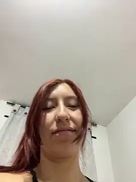 Chatroom XXX en direct de KEZIAH-