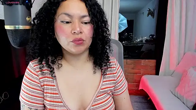 Chubby_Licius Live XXX-Chat