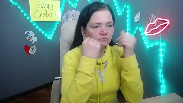 XXX chat uživo modela LauraFinn