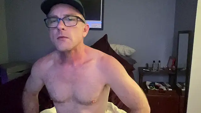 NWBuilt 即時 XXX 聊天