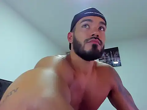 Pokazy przed kamerką – Alexander_Martines