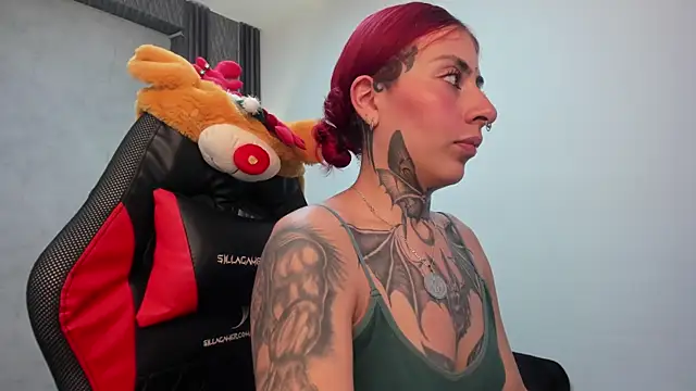 Chat +18 de selene_red_ ao vivo