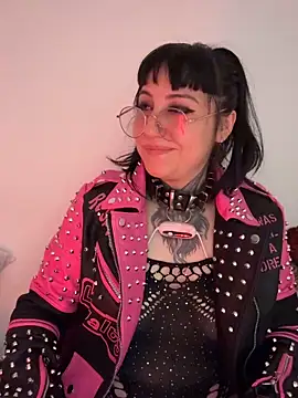 Ravenna666_ Adlı Modelin Web Kamerası Şovu