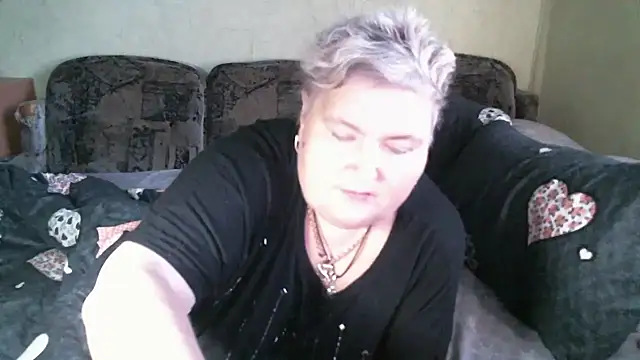 Chat +18 de Lana555 ao vivo